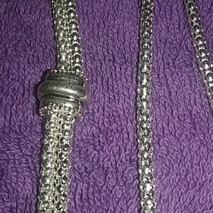 AVON SILVERTONE LARIAT NECKLACE ~ NEW IN BOX
